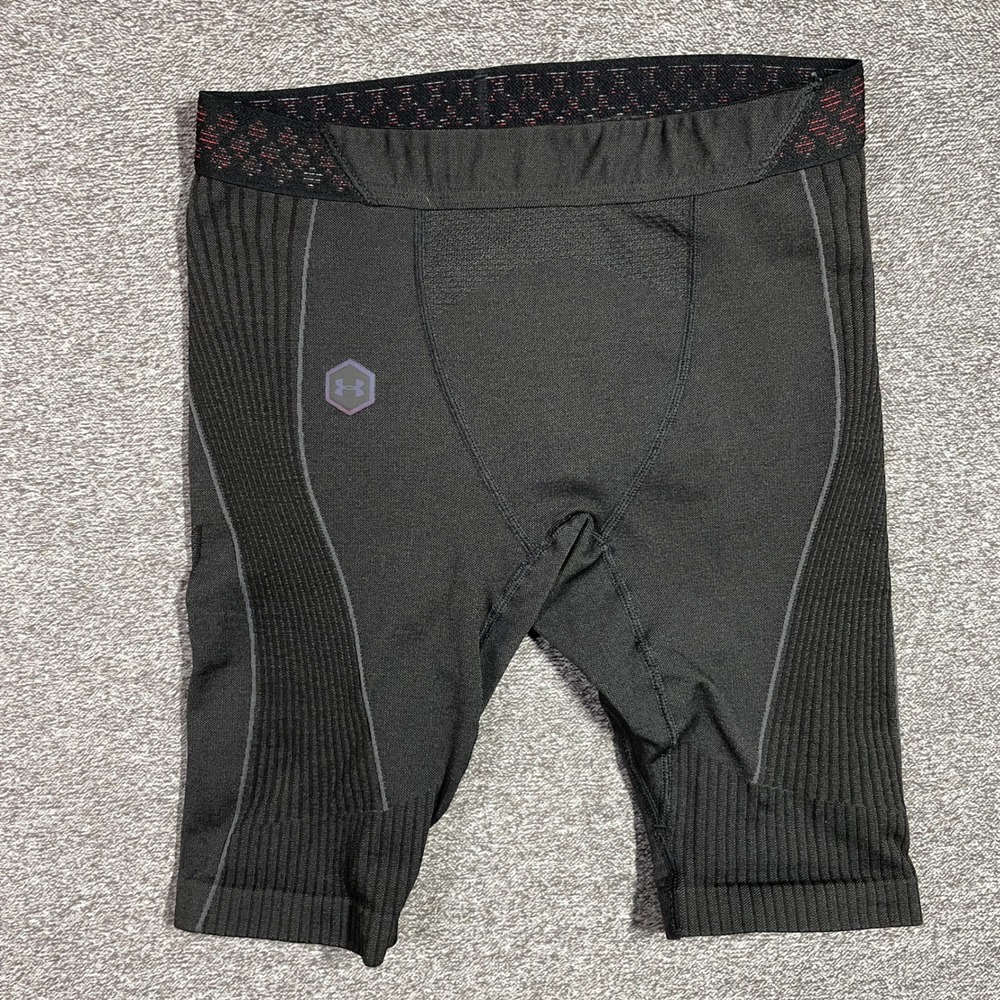 Under Armour Rush HeatGear Men Black Compression Shorts Celliant Size Medium
